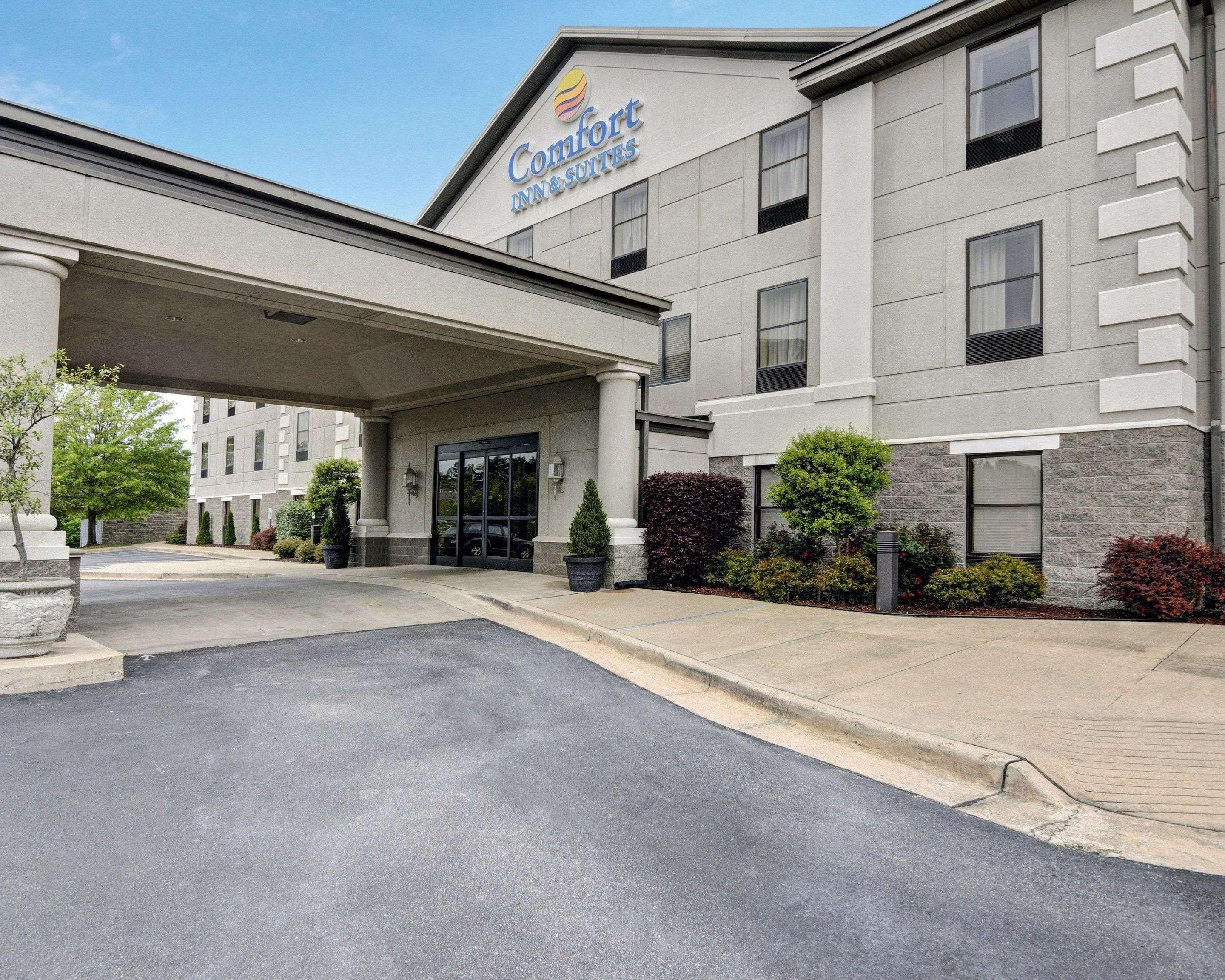 Comfort Inn & Suites Hot Springs Central Екстериор снимка