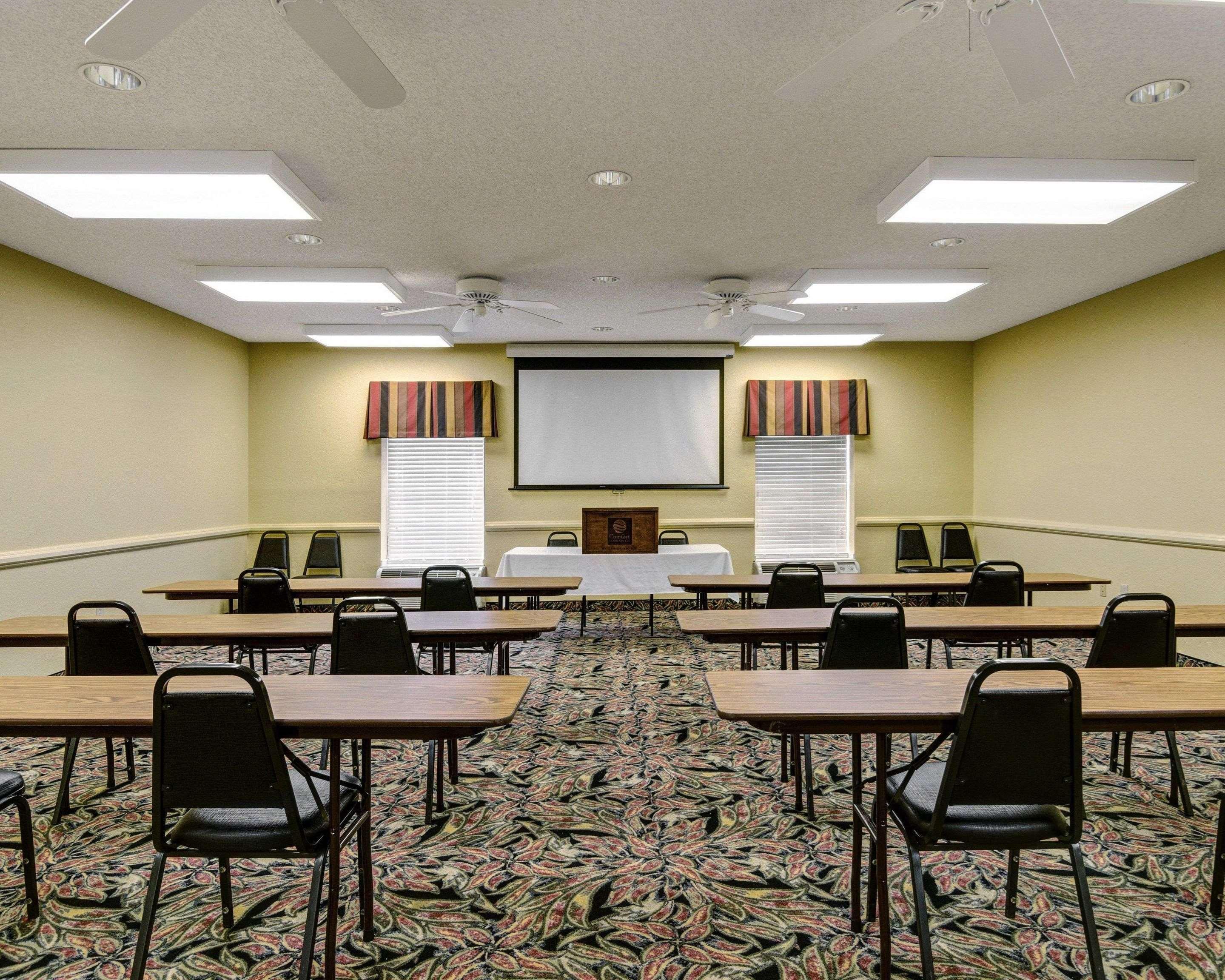Comfort Inn & Suites Hot Springs Central Екстериор снимка