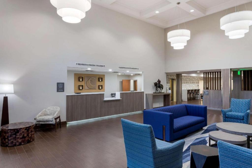 Comfort Inn & Suites Hot Springs Central Екстериор снимка