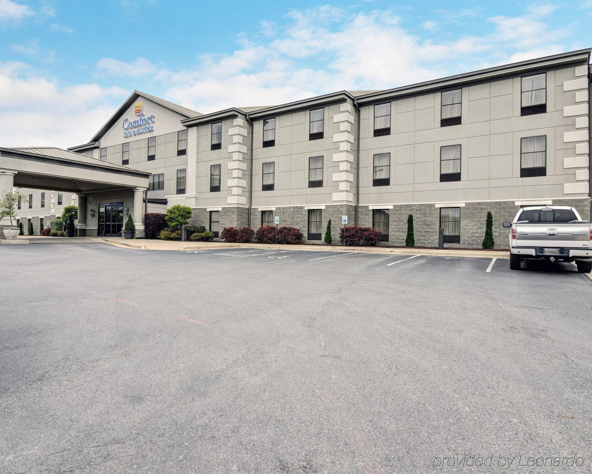 Comfort Inn & Suites Hot Springs Central Екстериор снимка